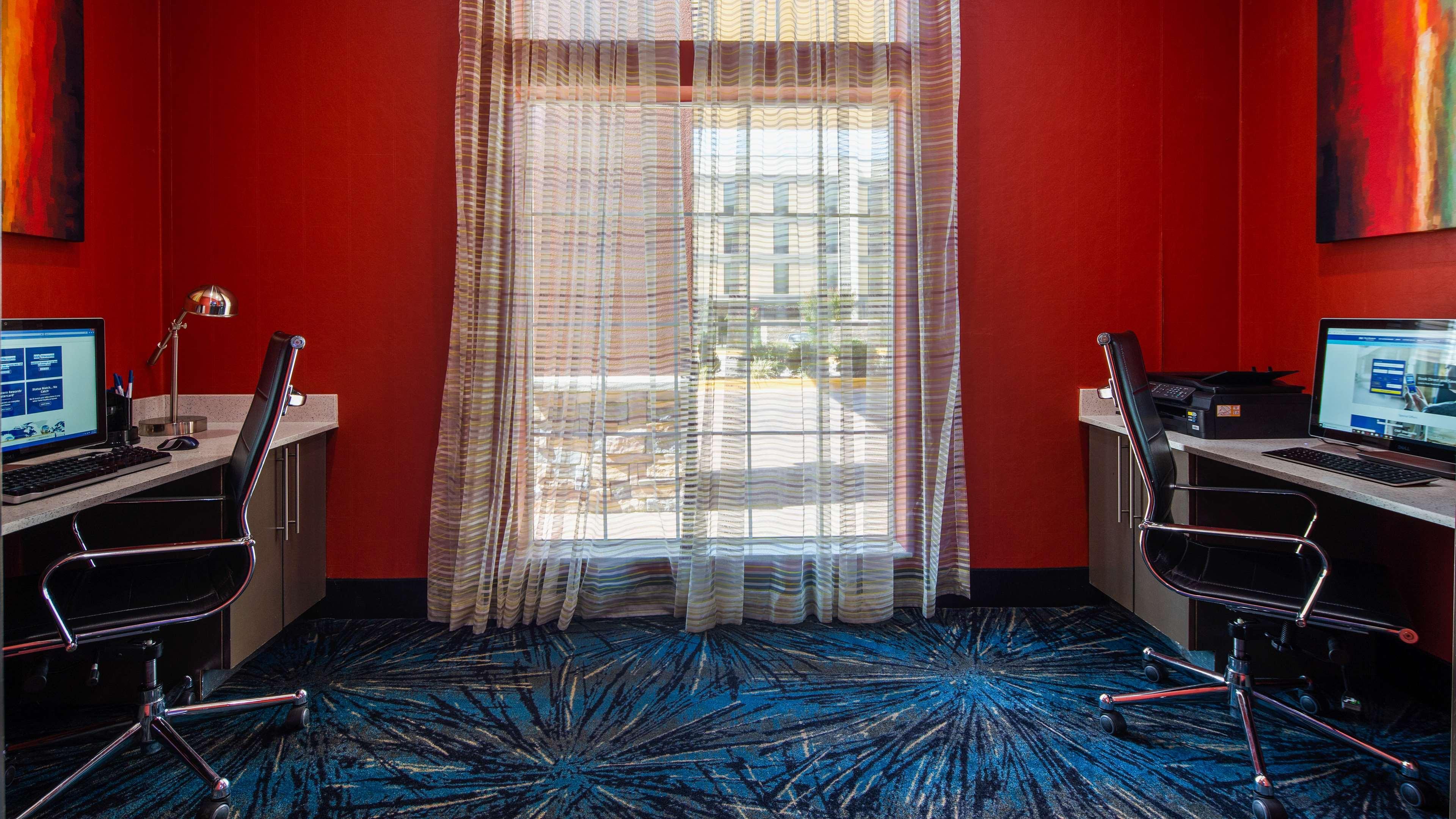 Best Western Plus Inn Of Muskogee Bagian luar foto